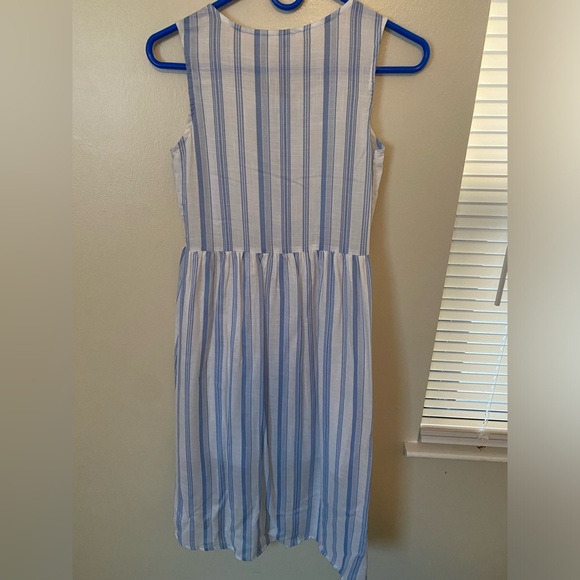 TRENDE GIRL - BLUE & WHITE STRIPED HIGHLOW DRESS - Picture 3 of 5